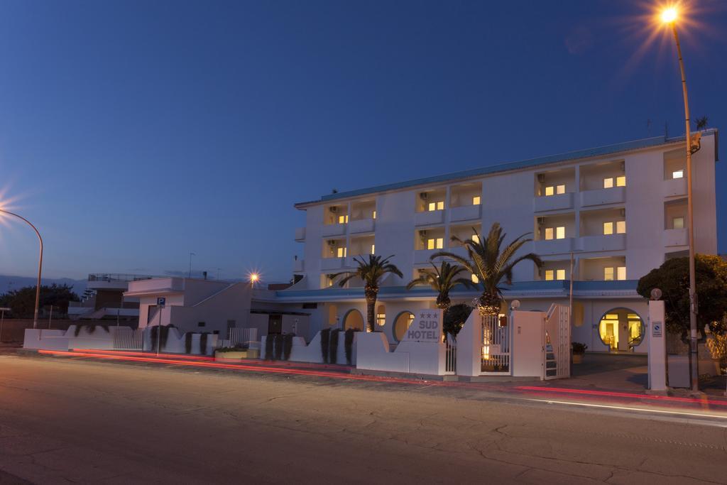 Sud Beach Hotel Fronte Mare By Ria Hotels Marina Di Pulsano Kamer foto